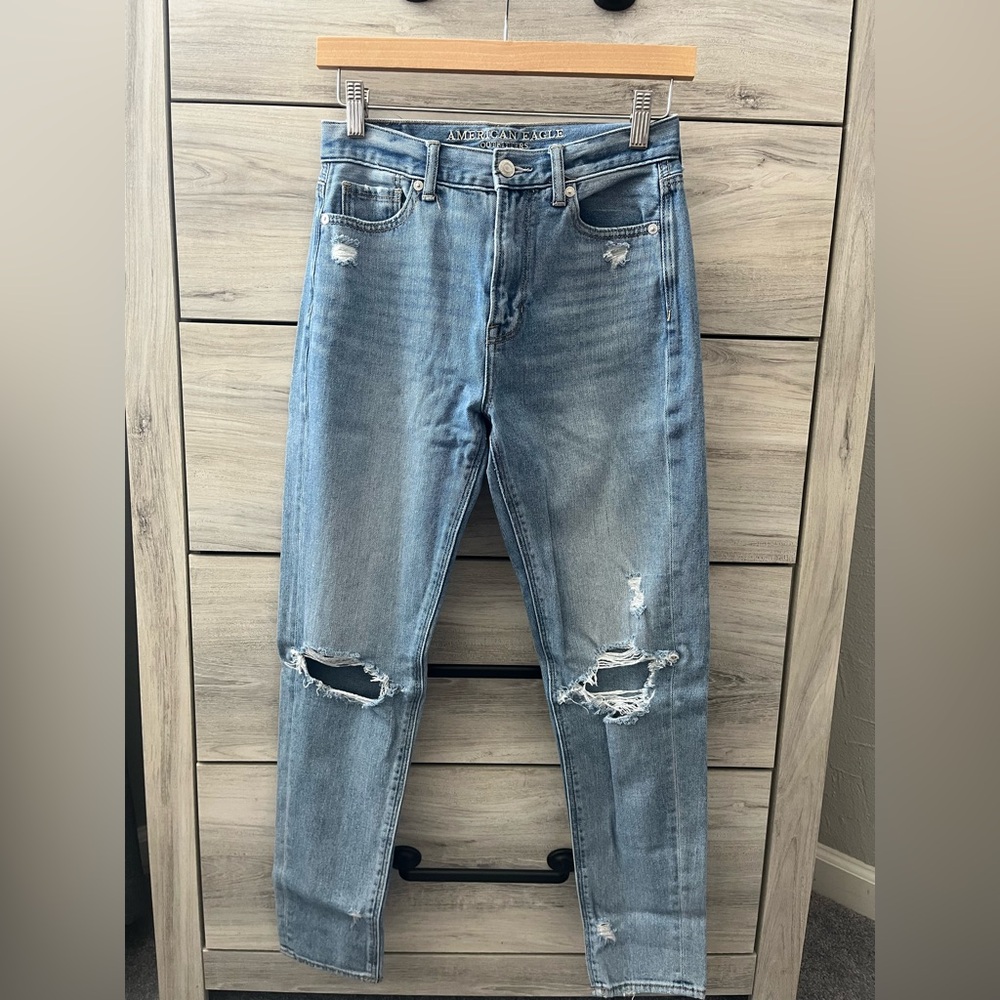 American Eagle Outfitters Light Blue Mom Jeans size 0